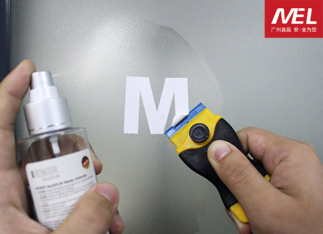 貼紙以及不干膠難清除，HEWER清潔刮刀安全刀具就能輕松搞定！